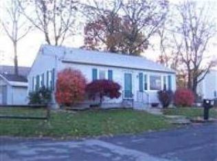21 Mohawk Ave, Latham, NY 12110