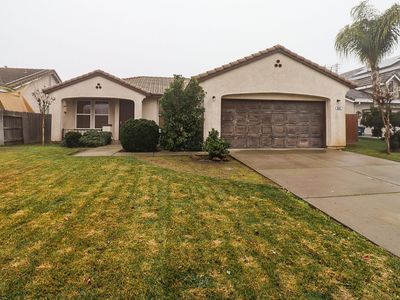 924 Stanford Ave, Madera, CA, 93637