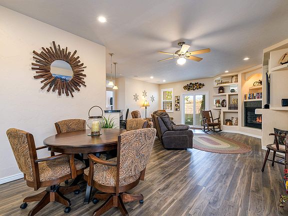 3rd image of 2657 Summer Vale Cir Unit A