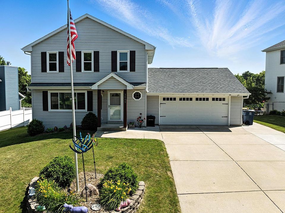 1st image of 3019 East Diane DRIVE