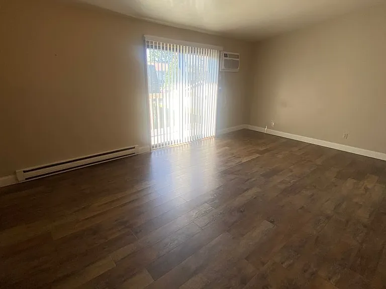 W201N16633 Hemlock St #3 — Photo 7