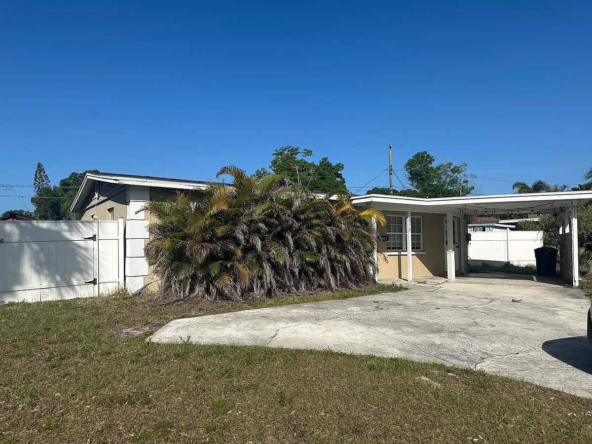 Building Photo - 6972 19th Way N