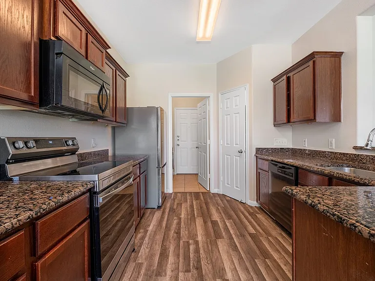 19420 James Manor St — Photo 12