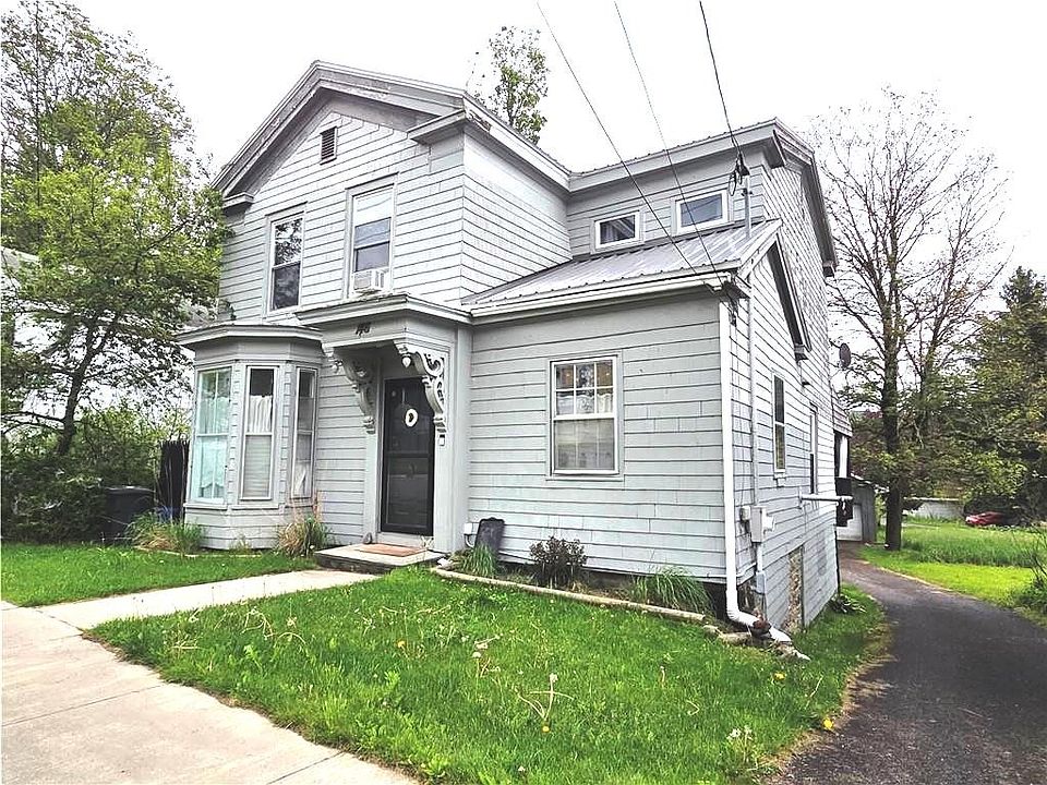 1st image of 146 Main St