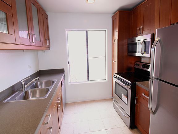 5th image of 14309 Summertime Ln