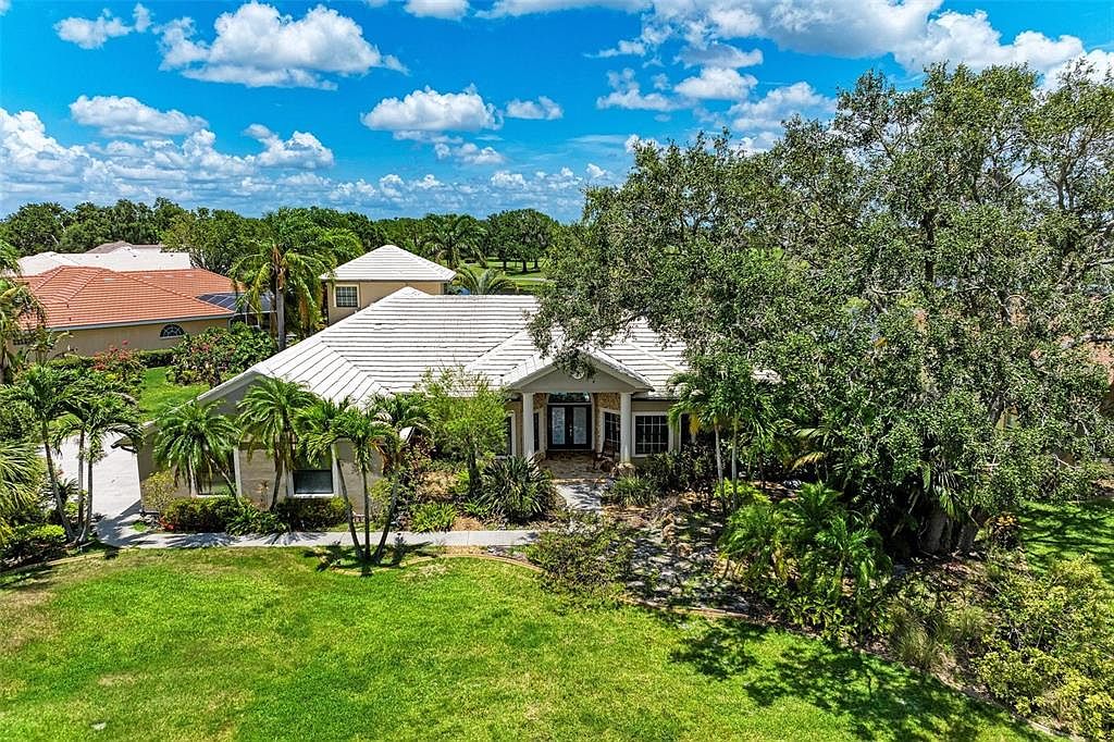 2921 Wilderness Blvd E