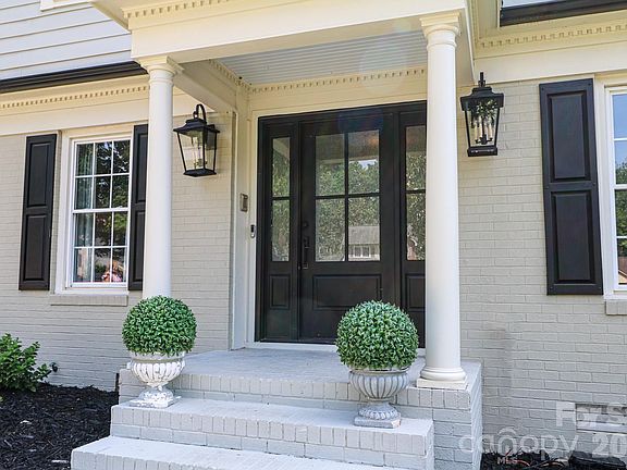 5th image of 120 Wellington Dr