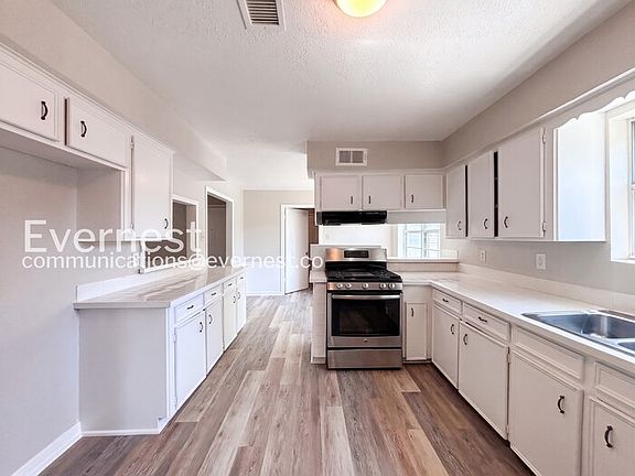 5th image of 4919 Lingonberry St
