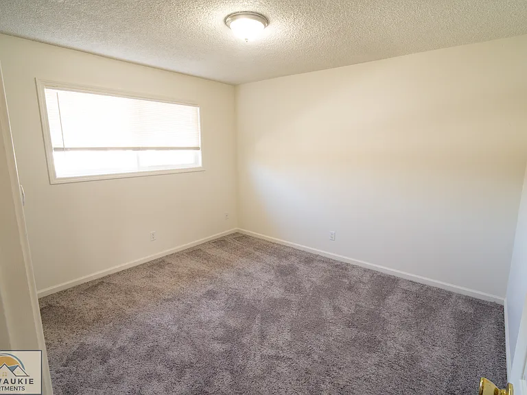 4545 SE Ina Ave #16 — Photo 4
