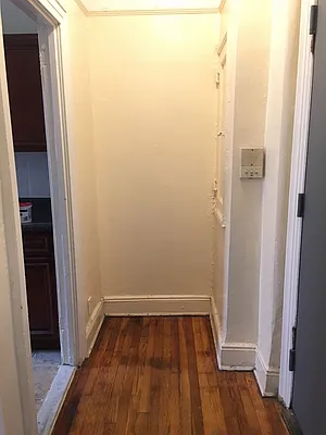 Rented by Lang Realty LLC | media 12