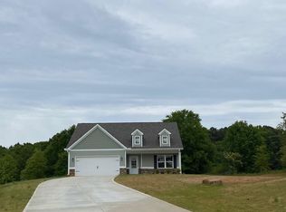 1722 Whitlock Ln #27, Winder, GA 30680