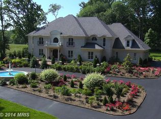 353 Springvale Rd, Great Falls, VA 22066