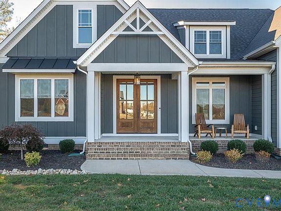2nd image of 933 Cedar Green Dr