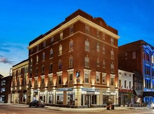 7 W Philadelphia St APT 2C, York, PA 17401