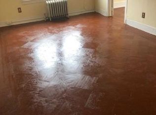 7205 66th St, Glendale, NY 11385