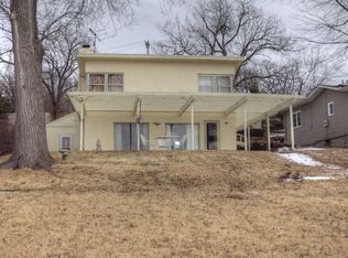 11 Y St, Lake Lotawana, MO 64086