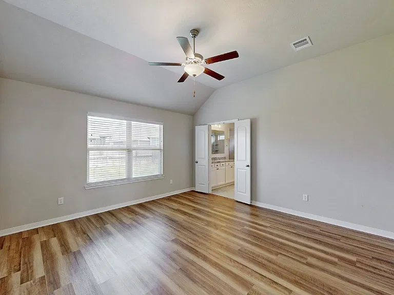 2030 Kathryn Dr — Photo 21