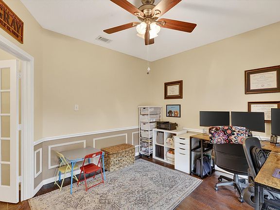 4th image of 808 Mexicali Way