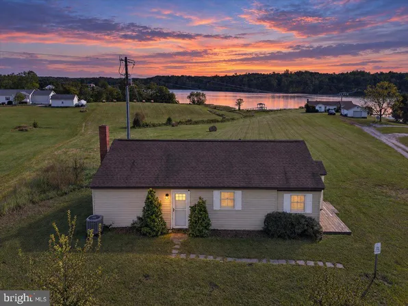 7007 Evans Family Pl, Mineral, VA 23117
