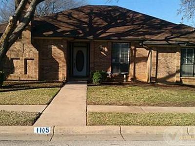 1105 Woodvale Dr, Bedford, TX, 76021