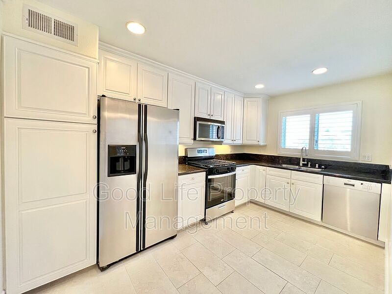 1st image of 525 Marine St Unit 12