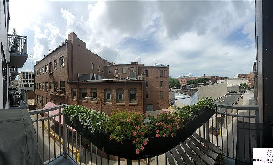 1st image of 1308 Jackson St Suite 402