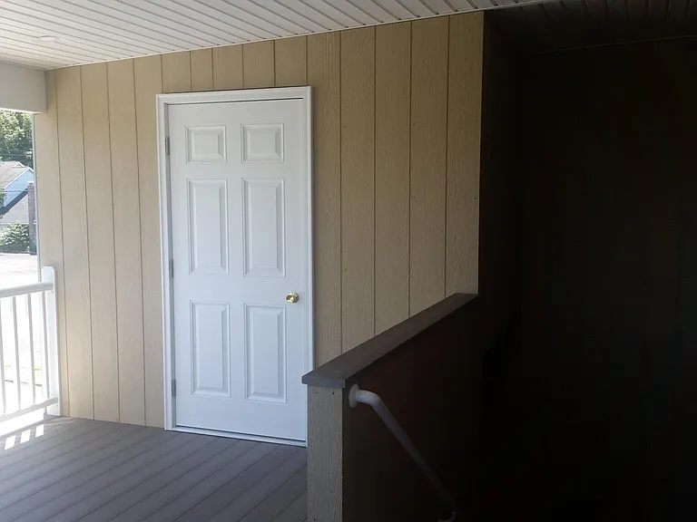 2 E Main St #2 — Photo 3