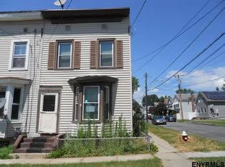 59 John St, Rensselaer, NY 12144