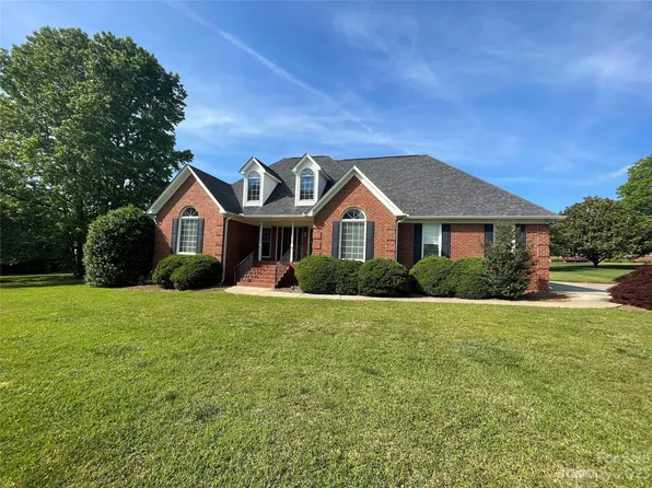 1305 Spencer Ridge Rd, Rock Hill, SC 29730