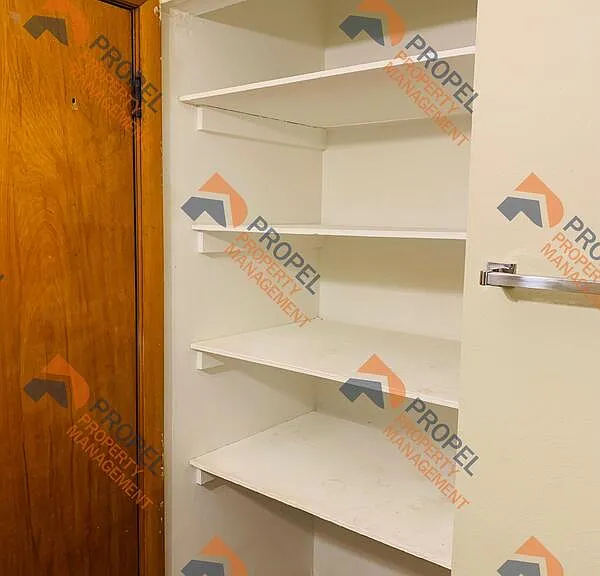 5046 Northfield Dr #17 — Photo 8