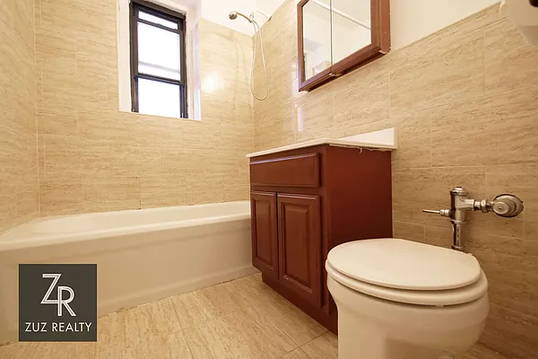 Rented by Zuz Realty | media 18