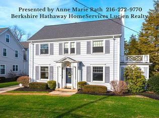 21090 Aberdeen Rd, Rocky River, OH 44116