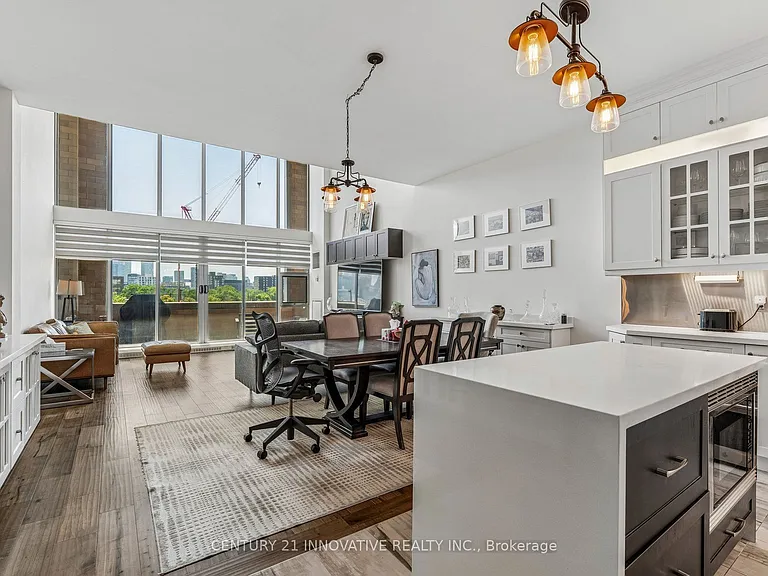 160 Baldwin St #420 — Photo 11