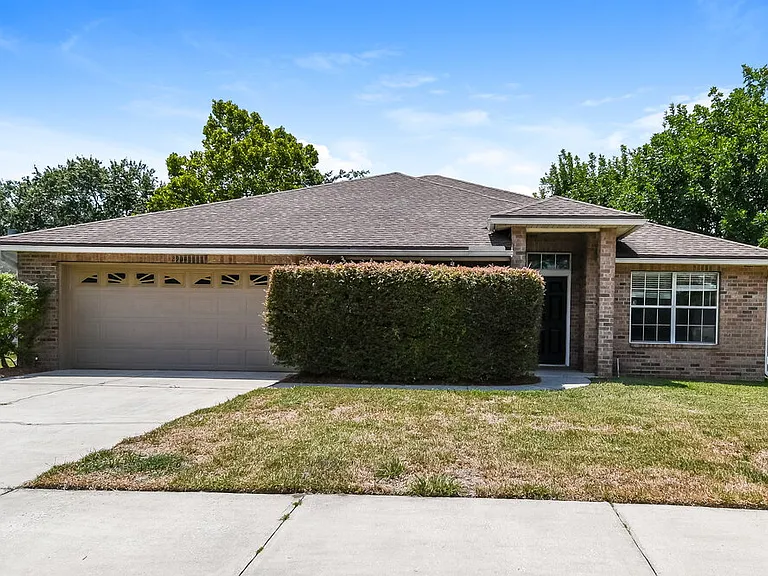 2904 Cold Creek Blvd — Photo 1