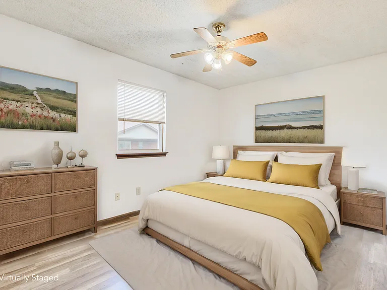 406 W Southampton Dr #A — Photo 2