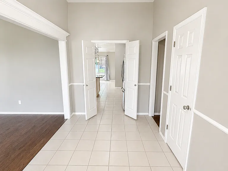 1240 NW 183rd St — Photo 1