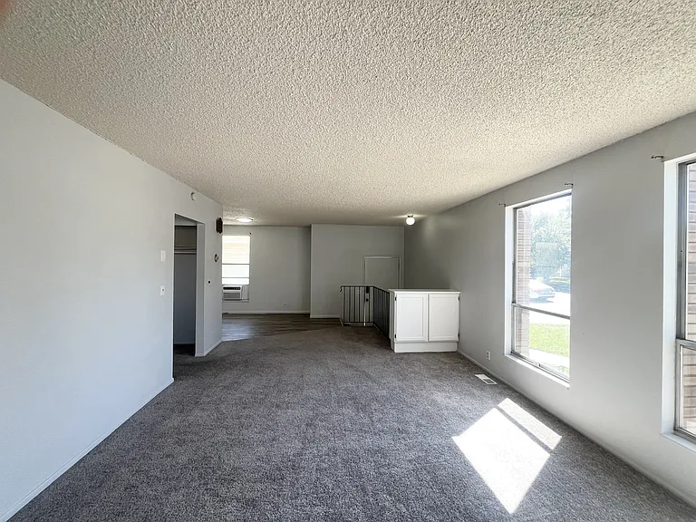 1265 E Crandall Ave #1267 — Photo 6