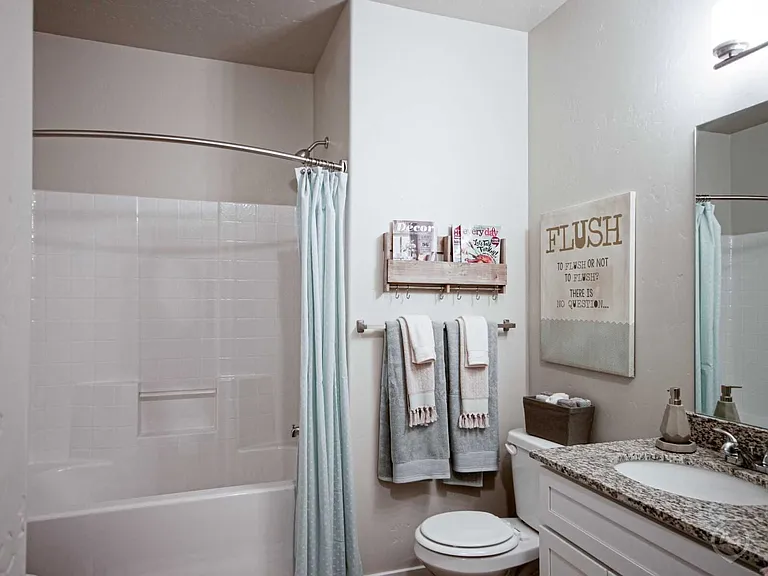 The Station Apartments at Gateway — Photo 44