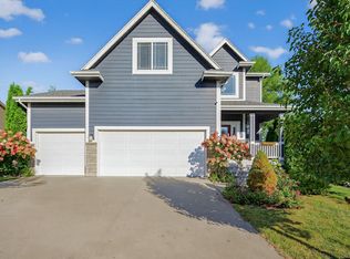 1734 S 11th St, Adel, IA 50003