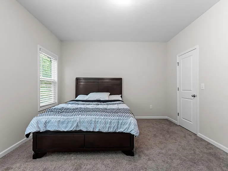 812 Star Ridge Dr — Photo 35