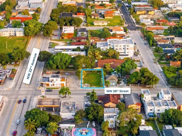 2177 NW 28th St, Miami, FL 33142