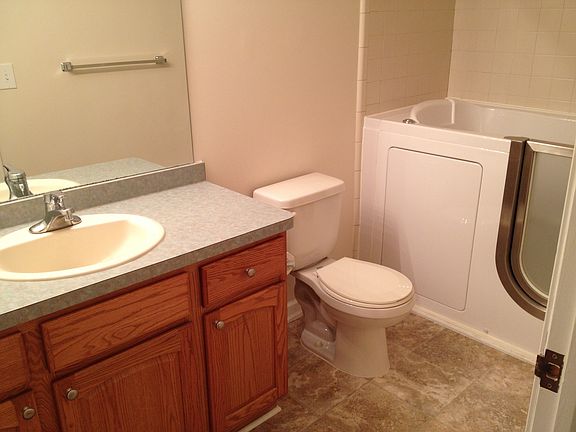 Walk-In Jetted Tub very rare