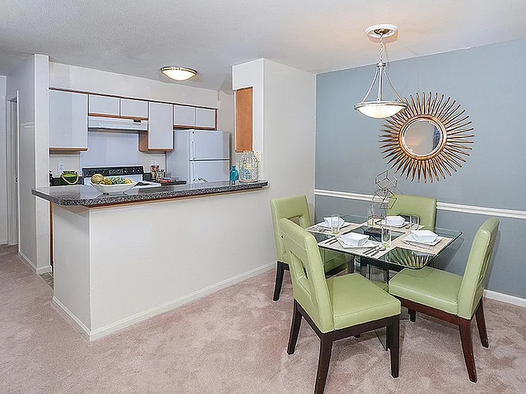 Classic Kitchen and Dining