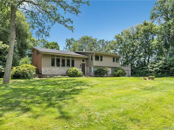 239 Old Farm Road, Fairfield, CT 06825