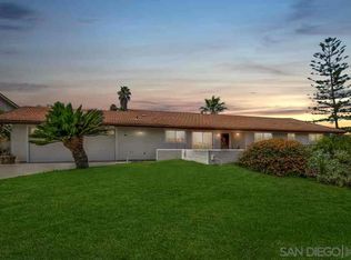 2055 Summit Dr, Escondido, CA 92025