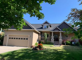 20674 Sierra Dr, Bend, OR 97701