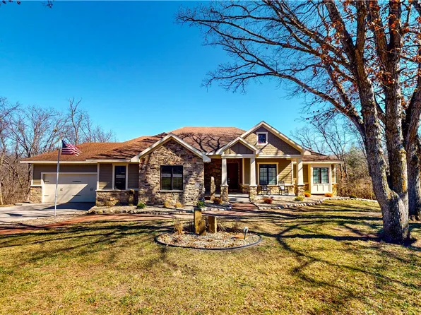 33958 Mill Creek Cir, Adel, IA 50003