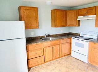 504 N Main St, Winsted, CT 06098