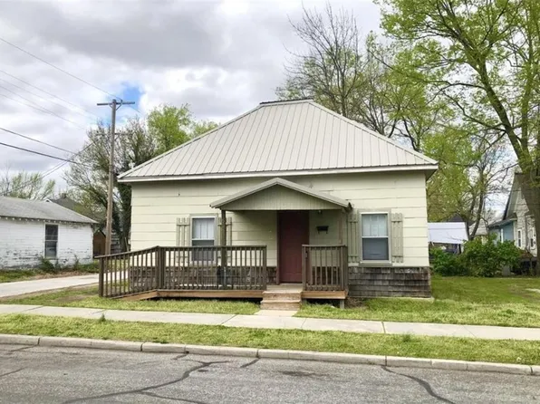 609 E 15th St, Joplin, MO 64804