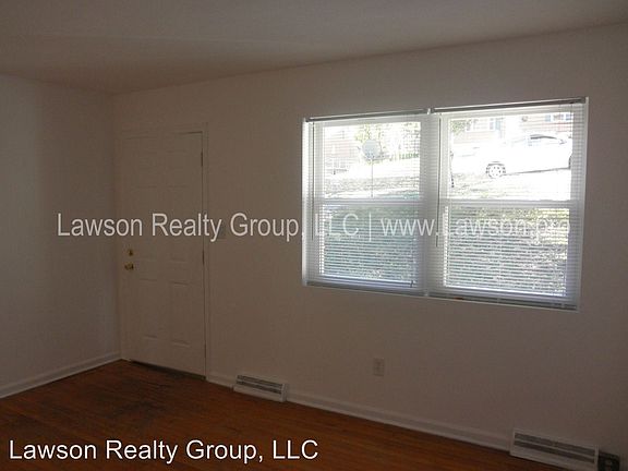 3rd image of 638 Tarpley Ln